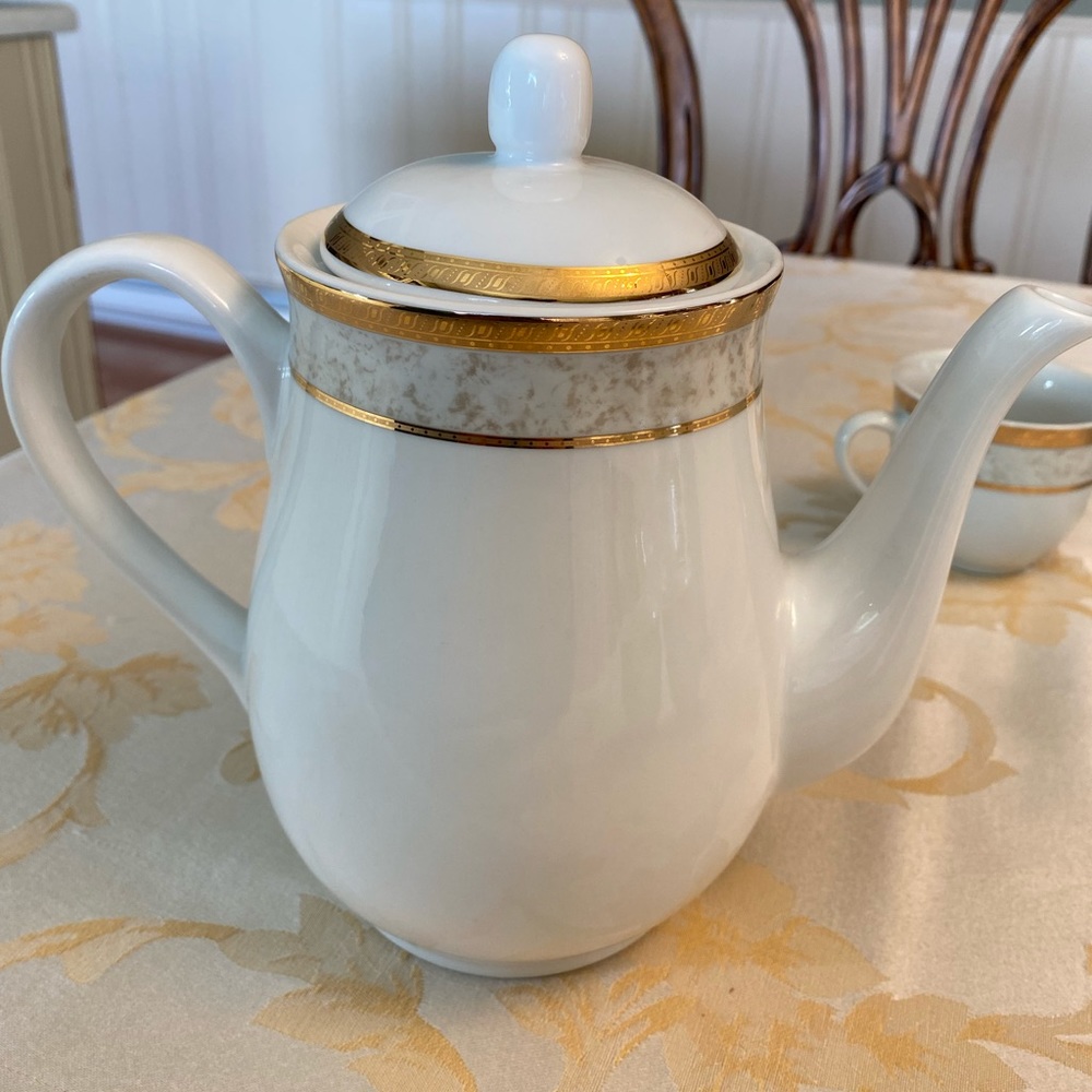 Primavera by ROYAL HERITAGE Kettle